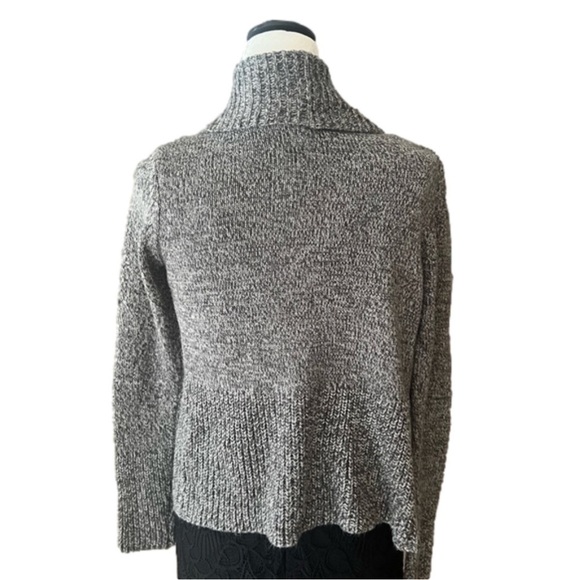 Dynamite Shawl Open Collar Cropped Cardigan Brand New! - Picture 4 of 14